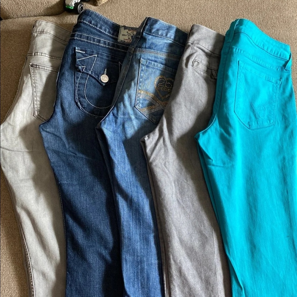 Bundle 5 pair true religion/bebe jeans